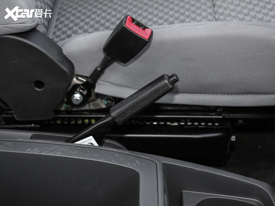 2021��𱭺��{�� 2.0L �̄���ϵ�������� ��� 9��