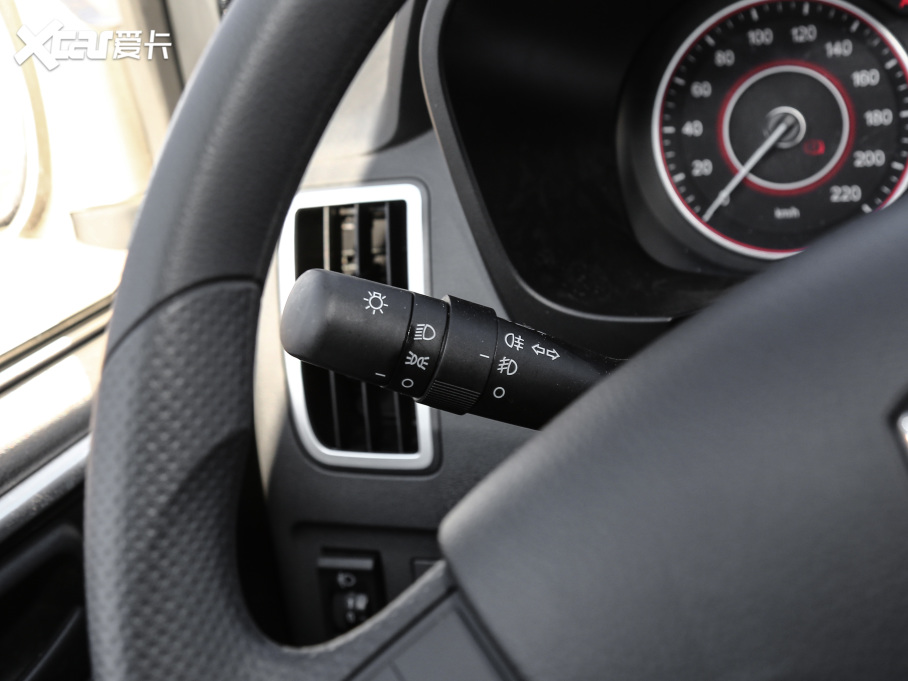 2021��𱭺��{�� 2.0L �̄���ϵ�������� ��� 9��