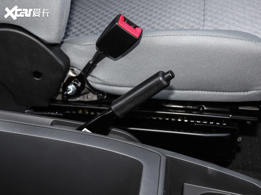 2021𱭺{ 2.0L \(yn)ϵЕ\(yn)  6