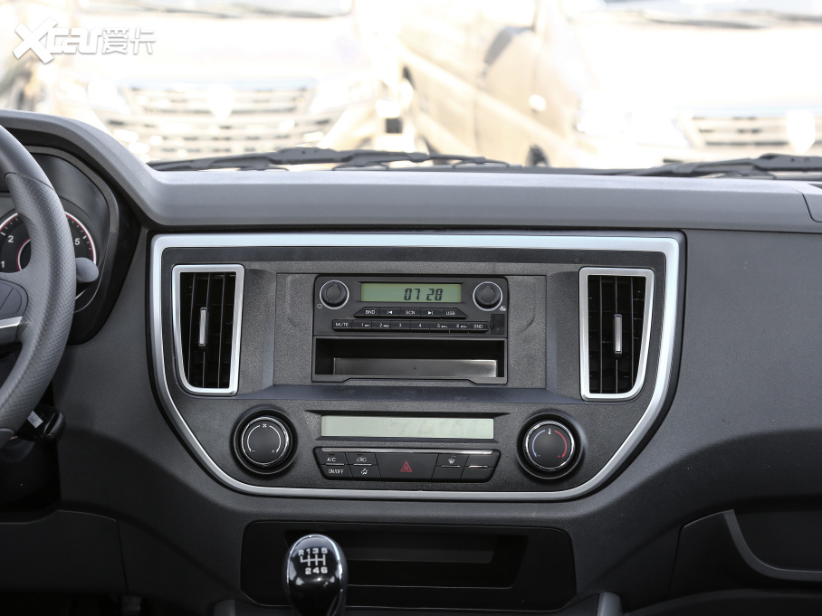 2021𱭺{ 2.0L \(yn)ϵЕ\(yn)  6