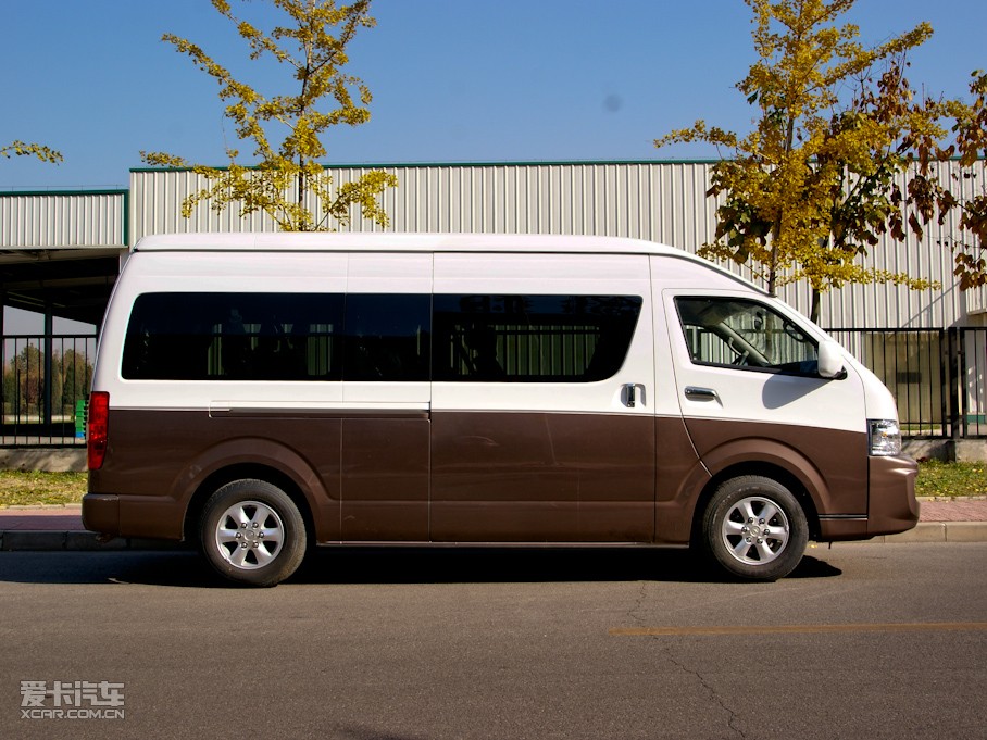 2011󺣪{ L 2.4L ͺA IV