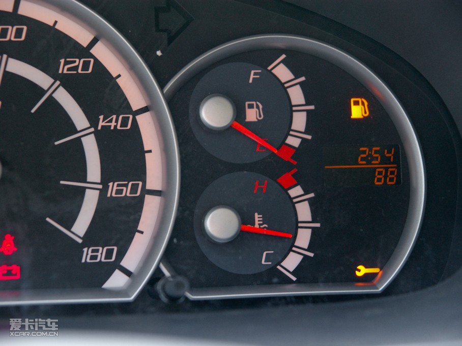 2011󺣪{ L 2.4L ͺA IV