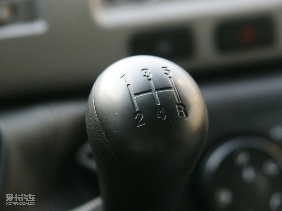 2011󺣪{ L 2.4L ͺA IV