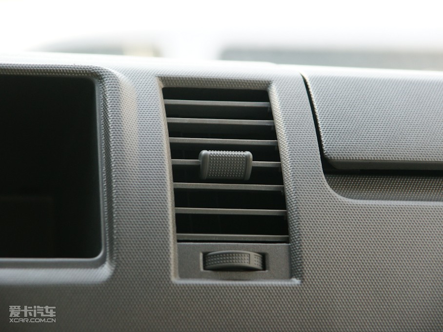 2011󺣪{ L 2.4L ͺA IV