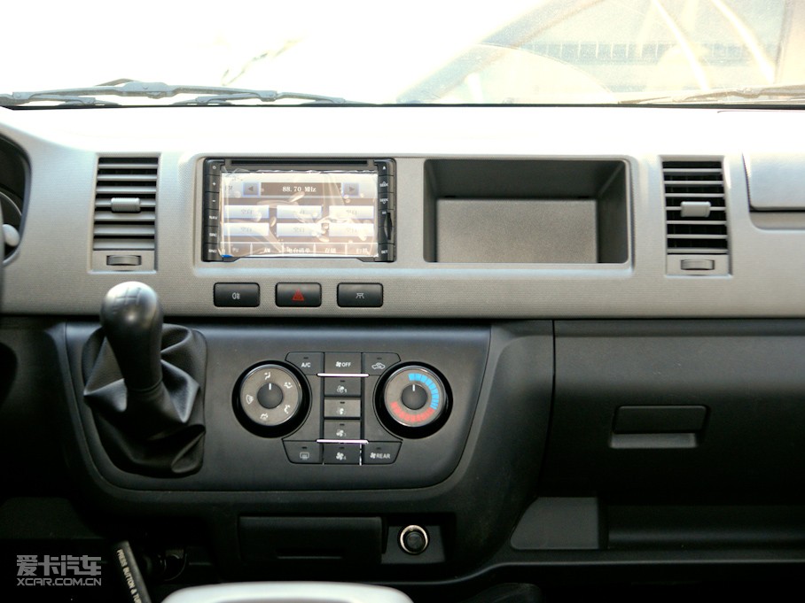 2011󺣪{ L 2.4L ͺA IV