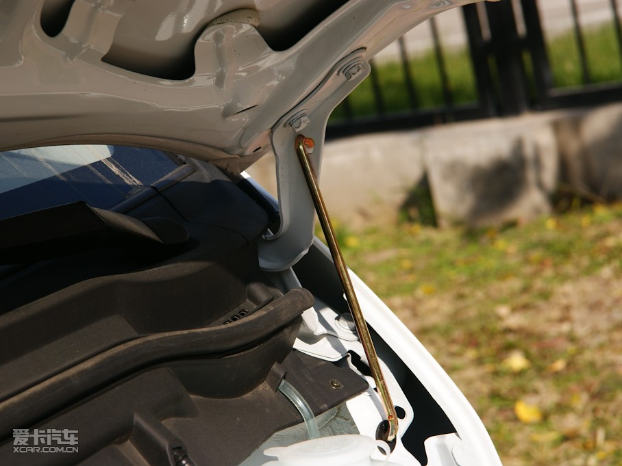 2011󺣪{ L 2.4L ͺA IV