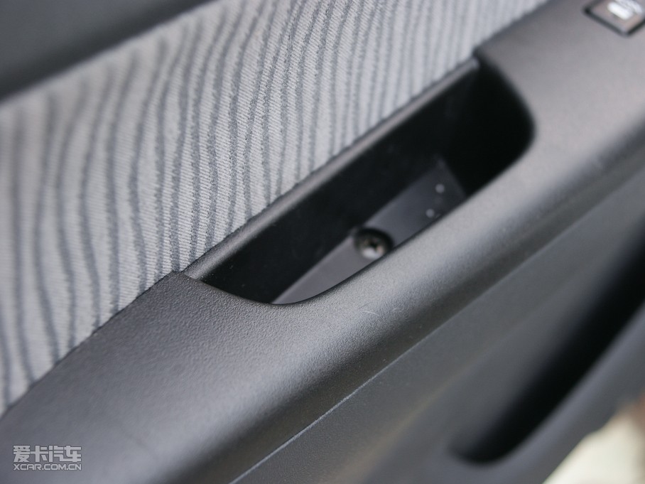 2011󺣪{ L 2.4L ͺA IV