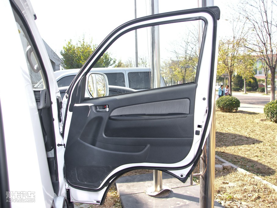 2011󺣪{ L 2.4L ͺA IV