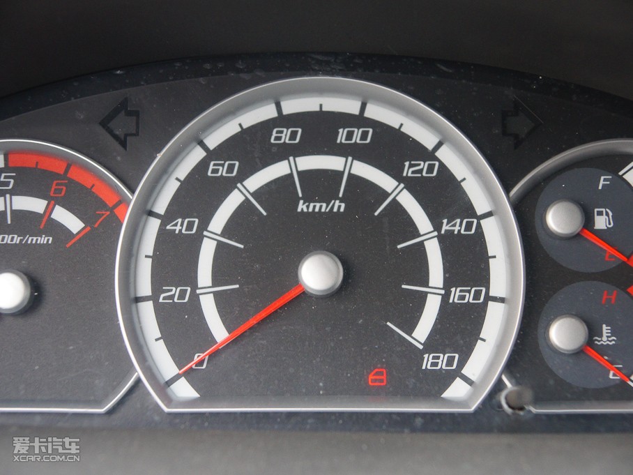 2011󺣪{ L 2.4L Ş IV