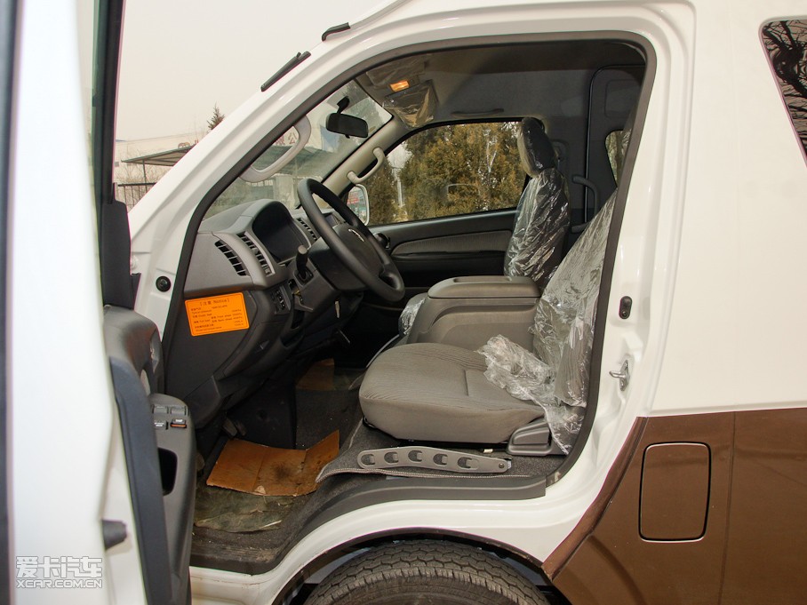 2011󺣪{ L 2.4L Ş IV