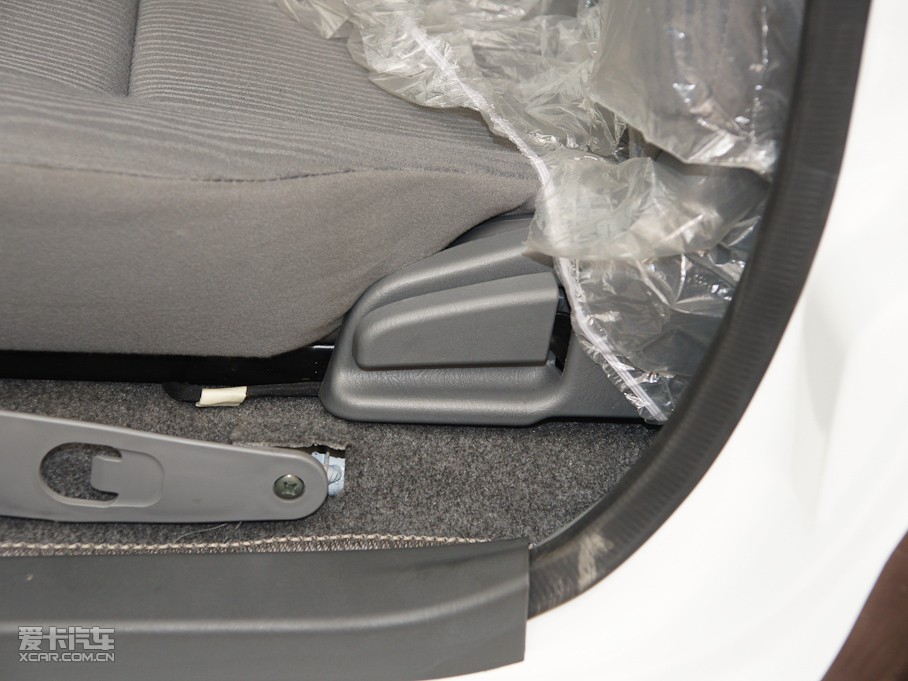 2011󺣪{ L 2.4L Ş IV