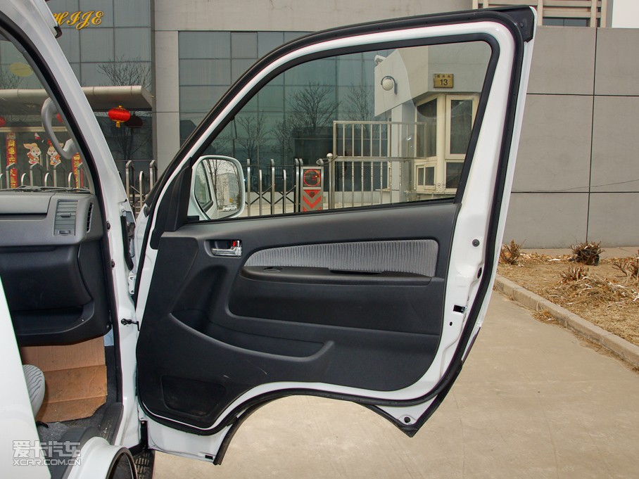 2011󺣪{ L 2.4L Ş (gu)IV