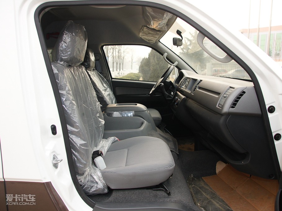 2011󺣪{ L 2.4L Ş IV