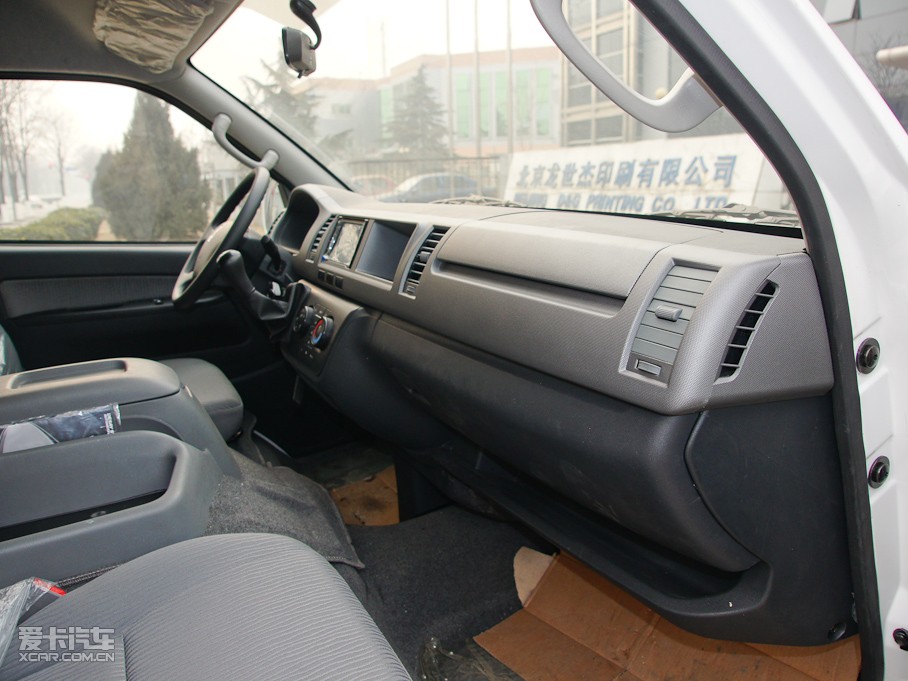 2011󺣪{ L 2.4L Ş IV