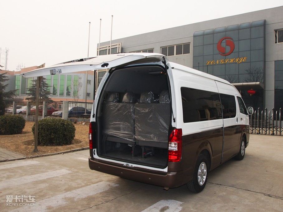 2011󺣪{ L 2.4L Ş IV