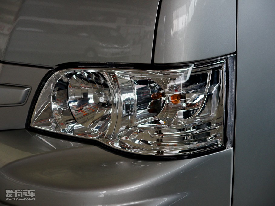 2011󺣪{ L 2.4L ͘˜ʰ