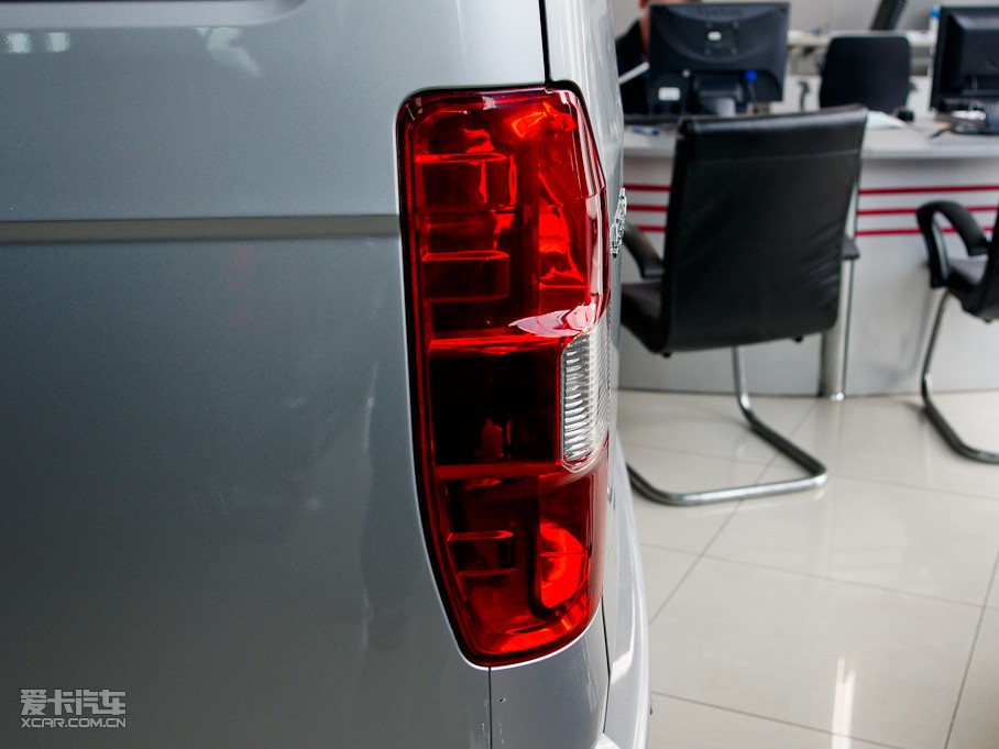 2011󺣪{ L 2.4L ͘˜ʰ