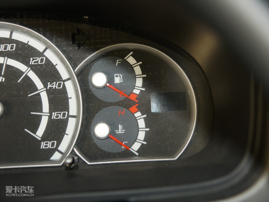 2011󺣪{ L 2.4L ͘(bio)(zhn)