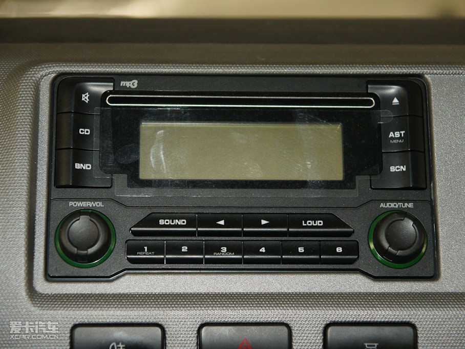 2011󺣪{ L 2.4L ͘˜ʰ