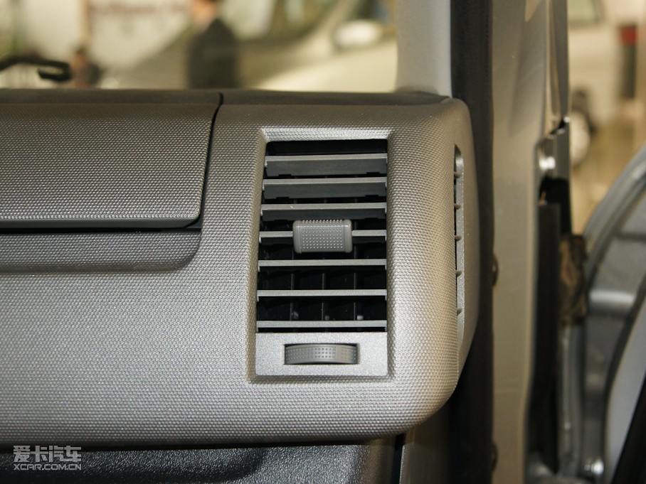 2011󺣪{ L 2.4L ͘˜ʰ