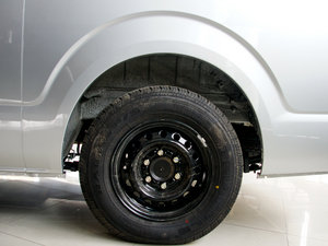 2011款L 2.4L 汽油标准版 细节外观