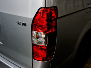 2011款L 2.4L 汽油标准版 细节外观