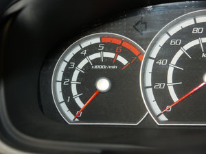 2011L 2.4L ͘(bio)(zhn) п؅^(q)