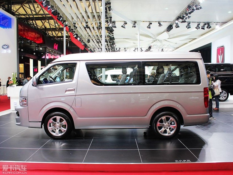 2013���º��{ 2.0L ���m��V19