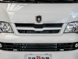 2013款2.0L 豪华型V19 中网