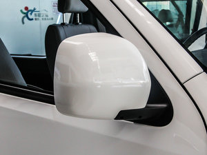 2013款2.0L 豪华型V19 细节外观