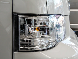 2013款2.0L 豪华型V19 细节外观