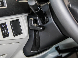 2013款2.0L 豪华型V19 中控区