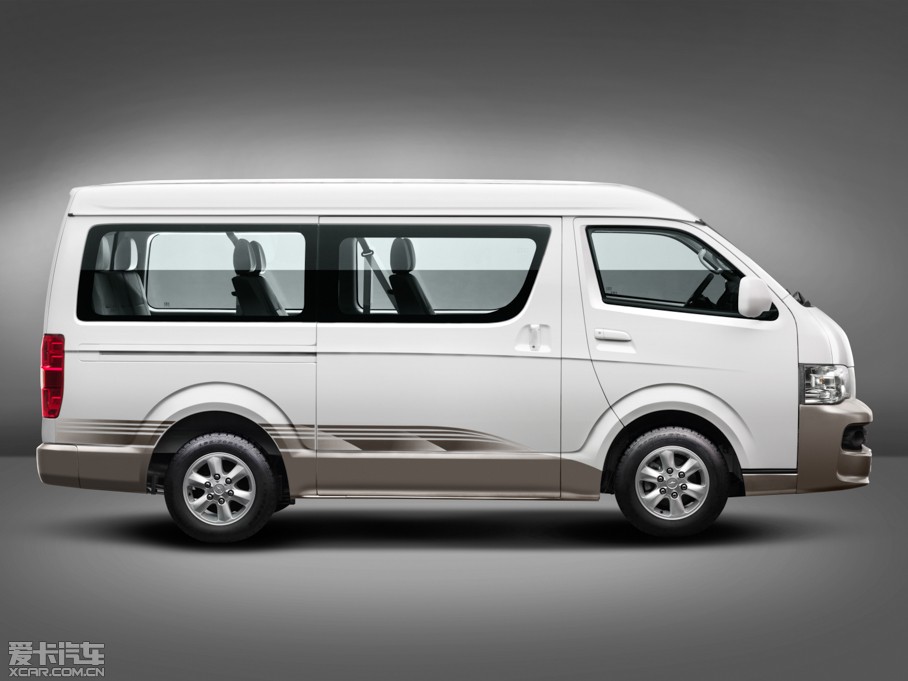 2014���º��{ 2.0L ���A��V19