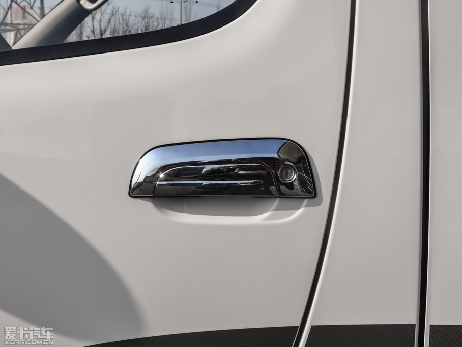 2015���w��˹ 2.0L ���_�� �քӻ����� ���L7��