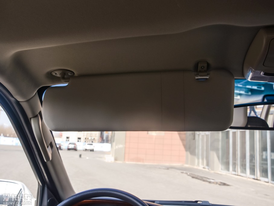 2015���w��˹ 2.0L ���_�� �քӻ����� ���L7��