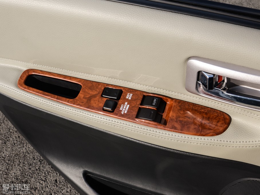 2015���w��˹ 2.0L ���_(d��)�� �ք�(d��ng)������ ���L7��