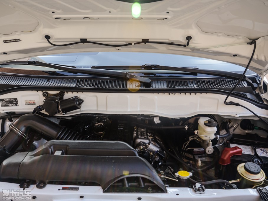 2015���w��˹ 2.0L ���_�� �քӻ����� ���L7��