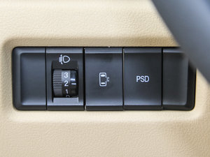 2015款全新 2.7L 自动旗舰型 7座 中控区