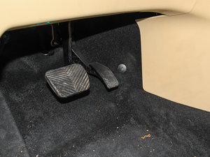 2015款全新 2.7L 自动旗舰型 7座 中控区