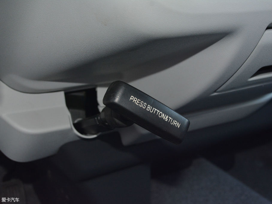 2016󺣪{ 2.4L 󺣪{L ք11A4RB2