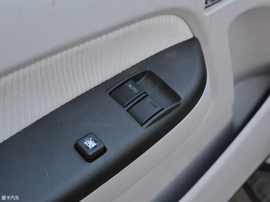 2016󺣪{ 2.4L 󺣪{L ք11A4RB2