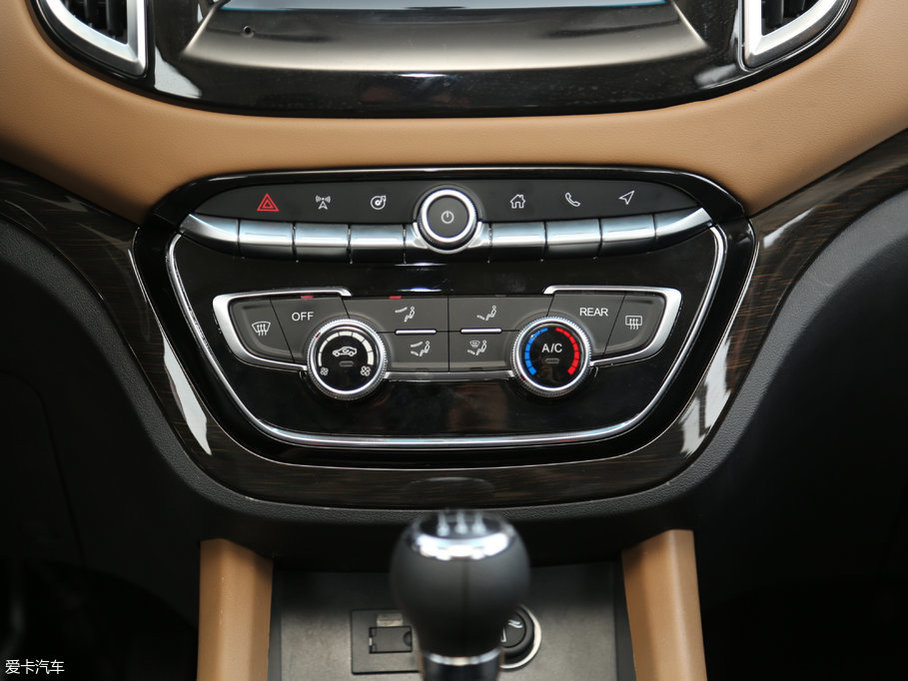 2017���F50 1.6L �քӾ�Ӣ�� ��V