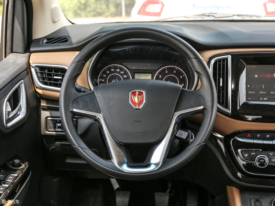 2017���F50 1.6L �քӾ�Ӣ�� ��V