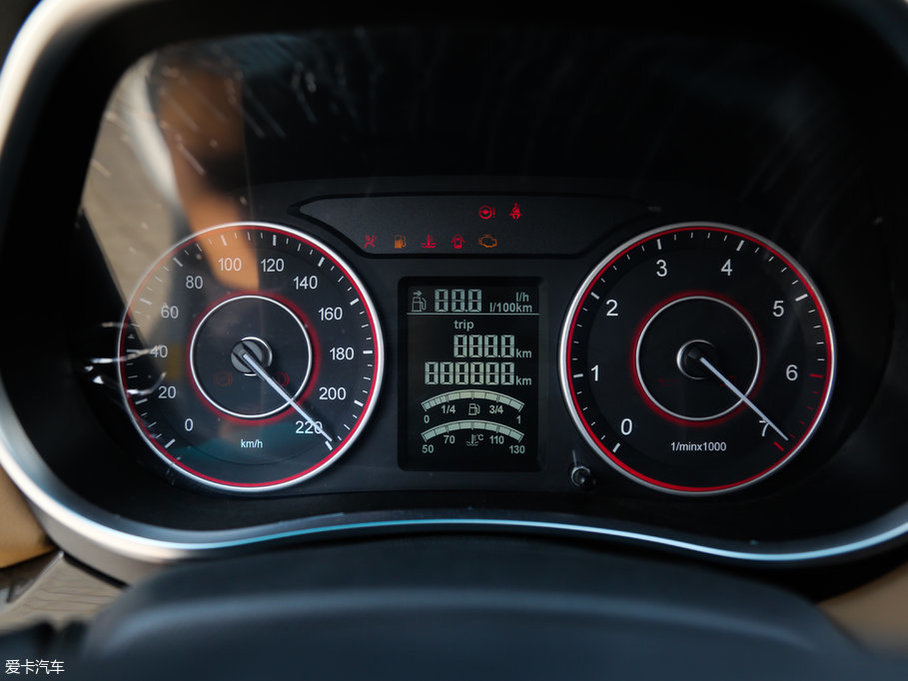 2017���F50 1.6L �քӾ�Ӣ�� ��V