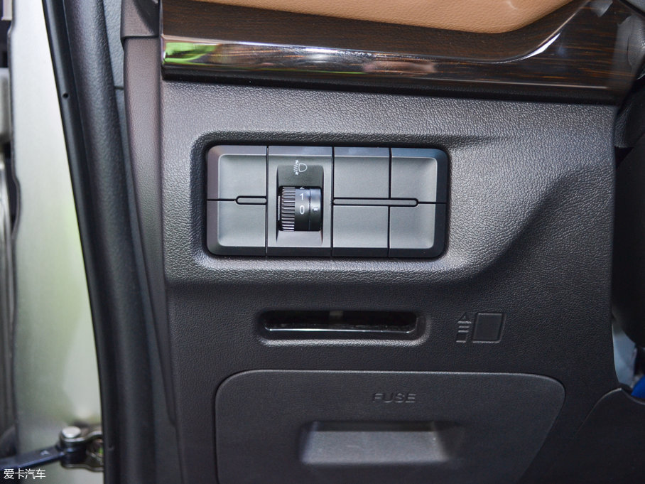 2017F50 1.6L քӺA V