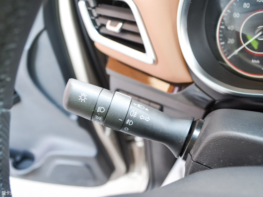 2017F50 1.6L քӺA V