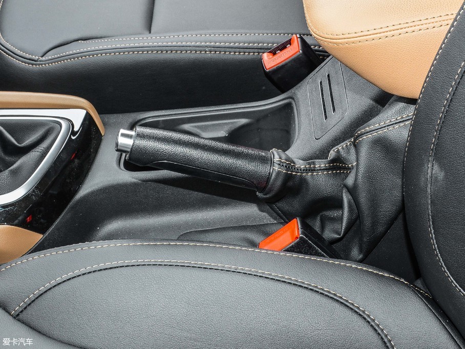 2017���F50 1.6L �ք�(d��ng)���A�� ��(gu��)V