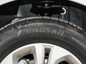 20171.6L ք(dng)A V ݆̥Ʒ