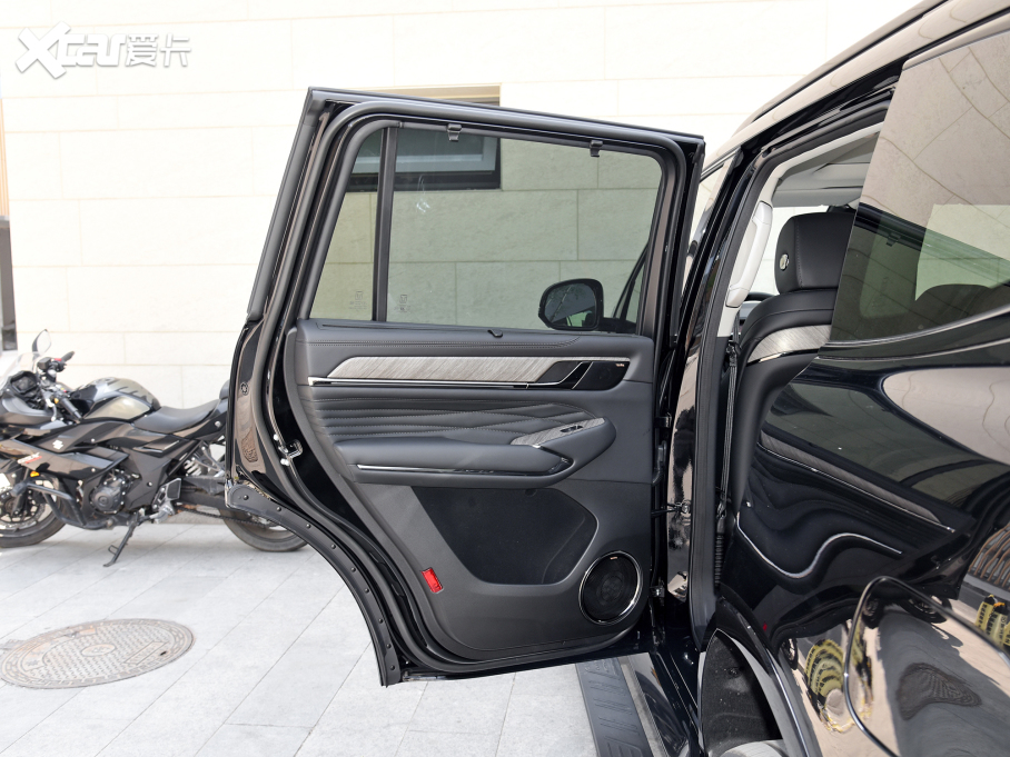 2022̹500 3.0T ʿ޶ 5