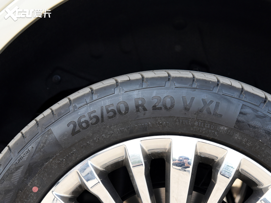 2022̹500 3.0T ߶˶ư 5